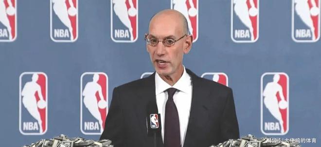 NBA联盟董事会与现役总裁亚当萧华达成一份六年续约合同